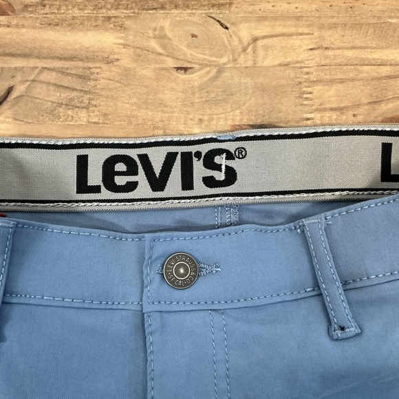 Levis Big Boys Relaxed‎ Performance Cargo Nylon Shorts Blue Size 10 Reg NWT - Picture 8 of 9